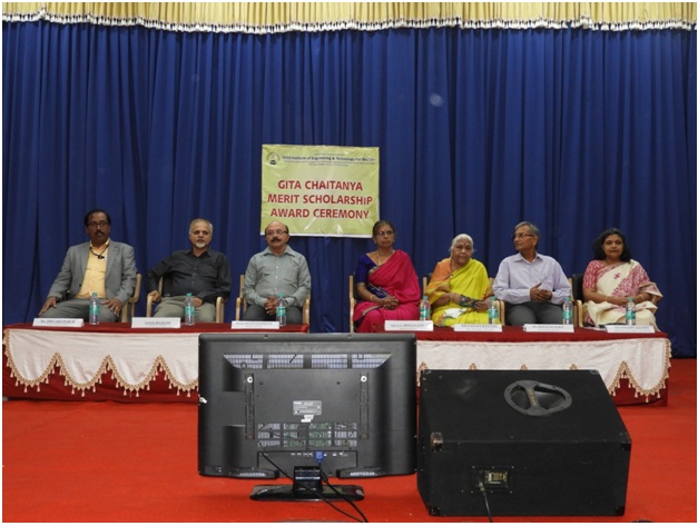 Gita Chaitanya Merit Scholarship Award 2019 and Simha Silk Sri. M V Narasimhaiah Memorial Award of Excellence